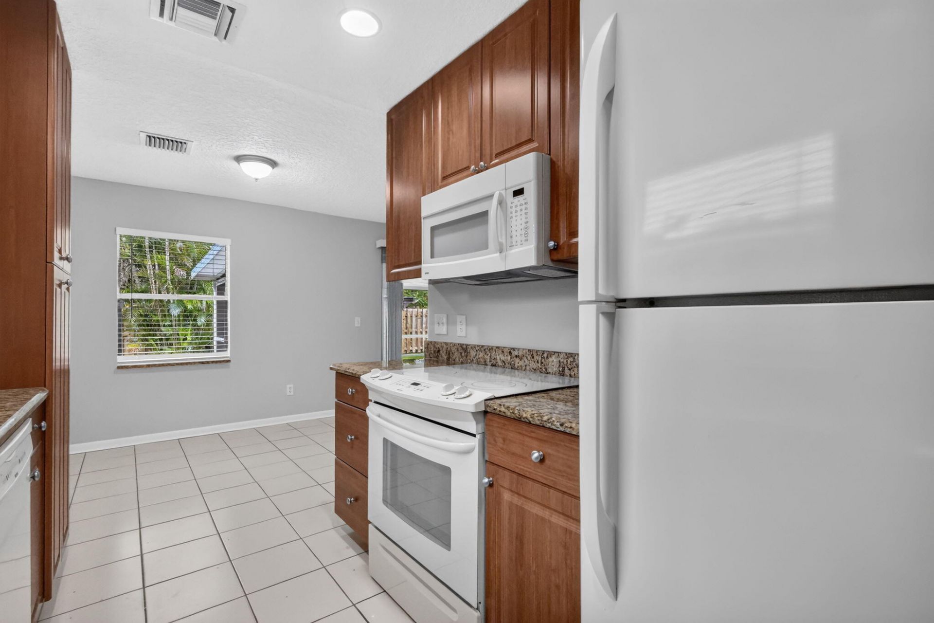 1058 Fernlea Drive, West Palm Beach, FL 33417 Photo