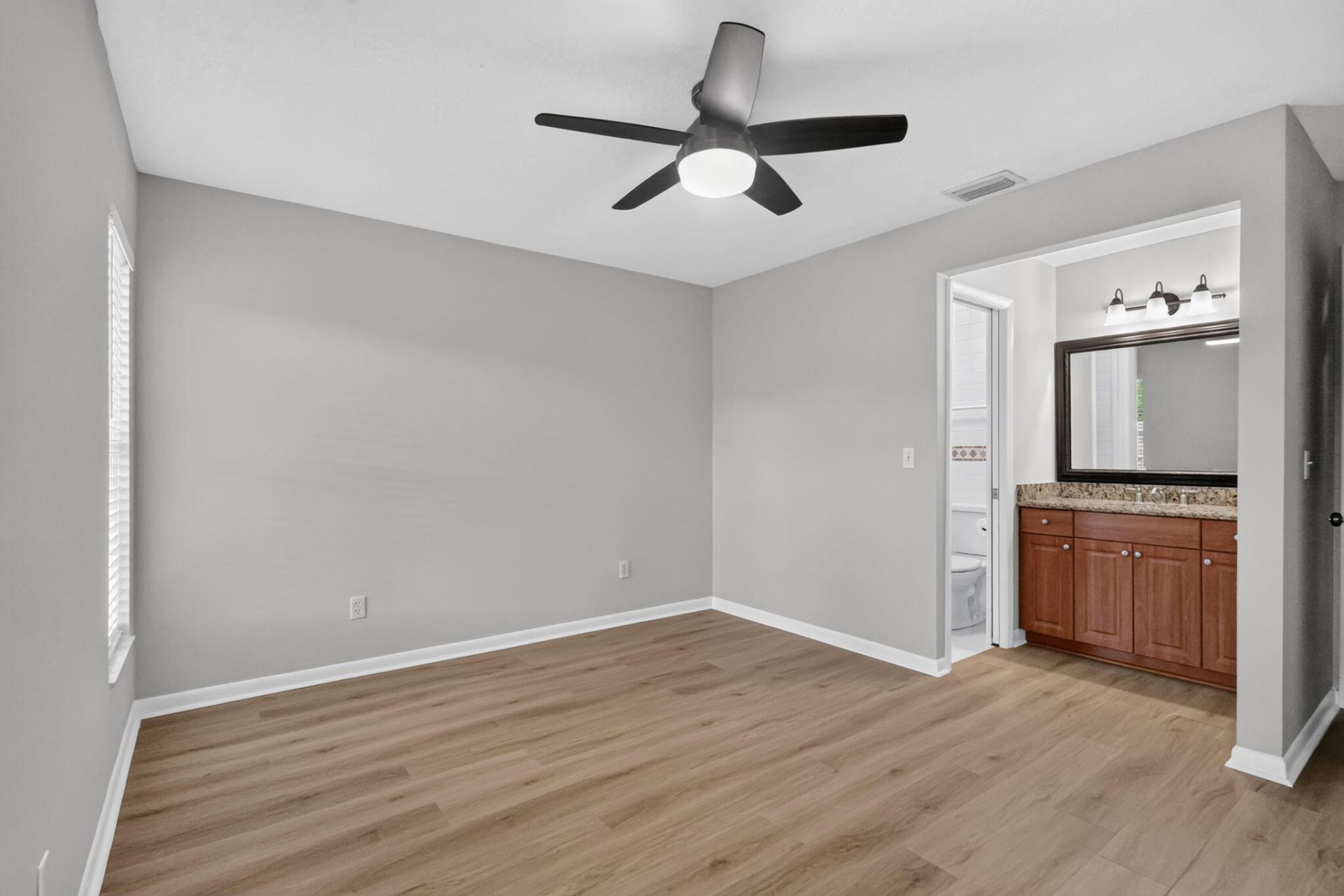 1058 Fernlea Drive, West Palm Beach, FL 33417 Photo