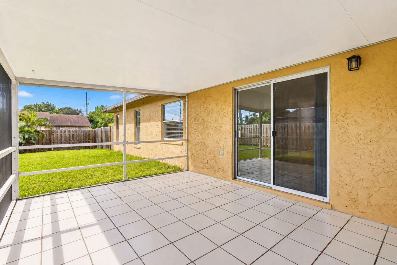 1058 Fernlea Drive, West Palm Beach, FL 33417 Photo