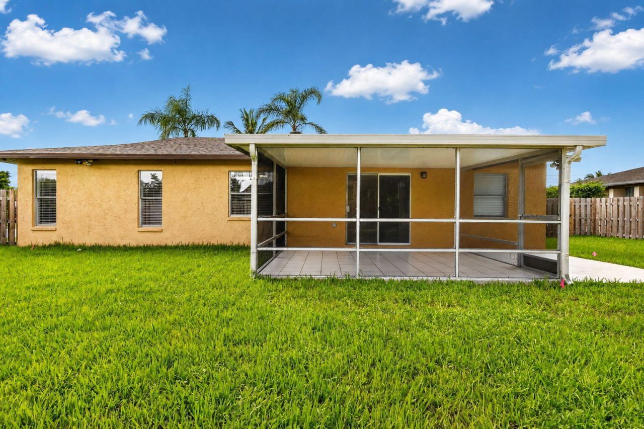 1058 Fernlea Drive, West Palm Beach, FL 33417 Photo