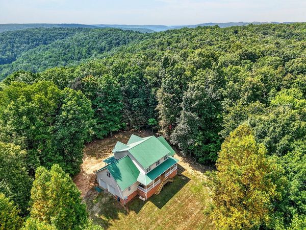 381 Dodson Rd, Pikeville, TN 37367