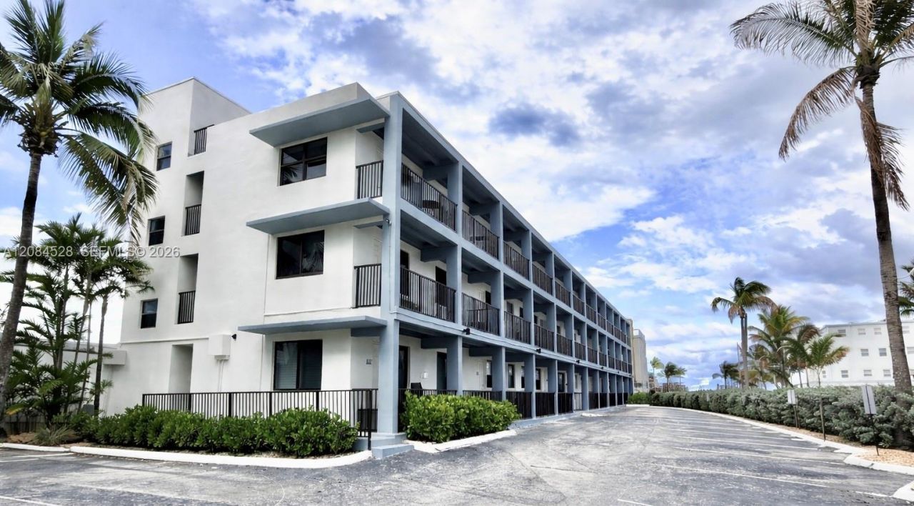 321 Wilson St, Unit A105, Hollywood, FL 33019 Photo