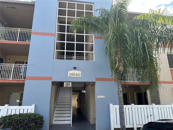 18840 NW 57th Ave , Unit 207, Hialeah, FL 33015