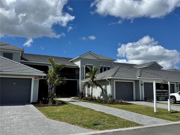 19015 SCALLOP LOOP , Unit 101, LAKEWOOD RANCH, FL 34211