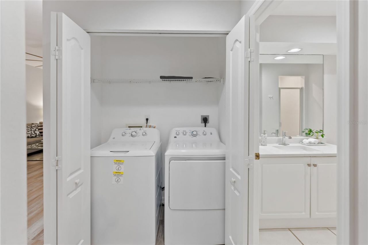 3702 54th Drive W, Unit 102, Bradenton, FL 34210 Photo