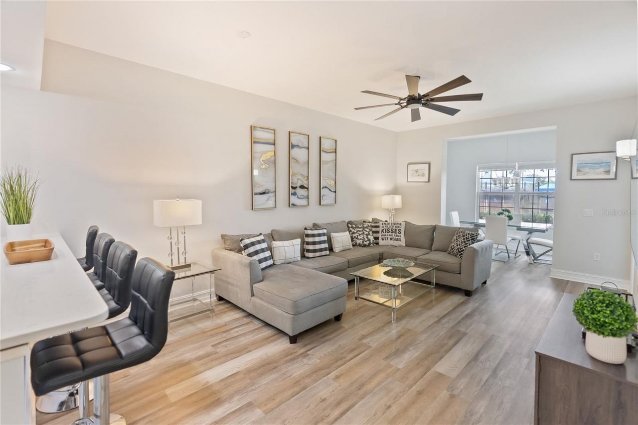 3702 54th Drive W, Unit 102, Bradenton, FL 34210 Photo