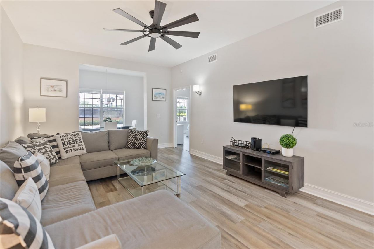 3702 54th Drive W, Unit 102, Bradenton, FL 34210 Photo