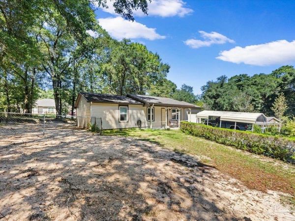 4581 Riley Rd, Milton, FL 32583