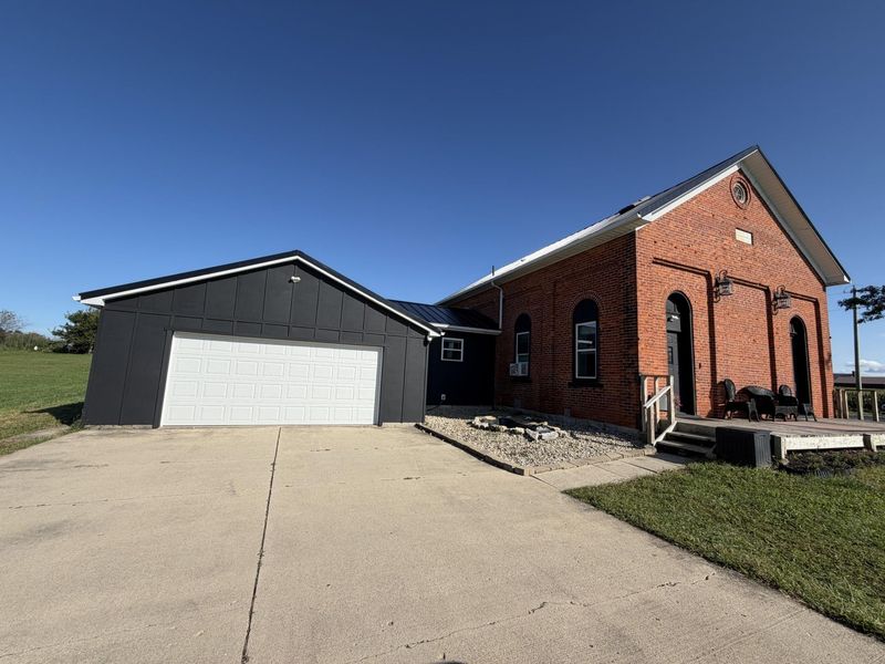 13510 Pasco Montra Road, Anna, OH 45302 Photo 2