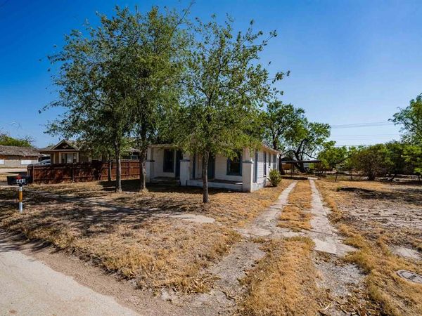 445 S CENTRAL, Hamlin, TX 79520