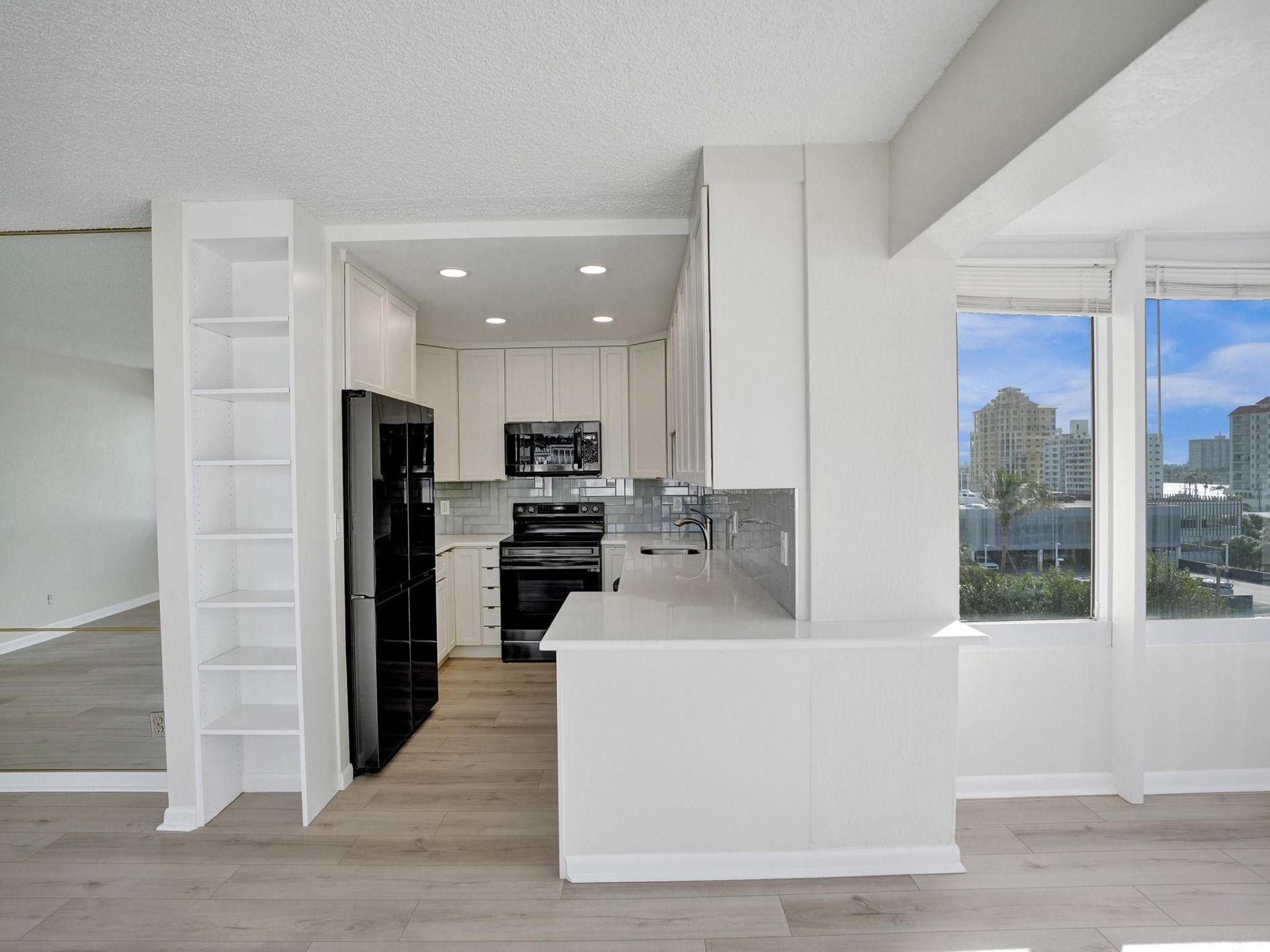 345 N Fort Lauderdale Beach Boulevard, Unit 601, Fort Lauderdale, FL 33304 Photo