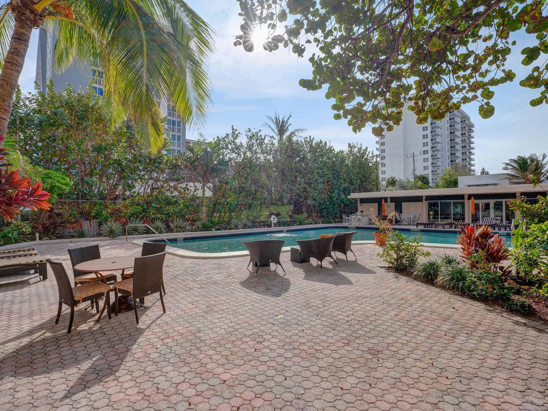 345 N Fort Lauderdale Beach Boulevard, Unit 601, Fort Lauderdale, FL 33304 Photo