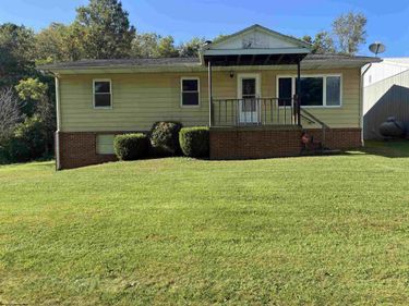 1899 W Herring Road, Masontown, WV 26542