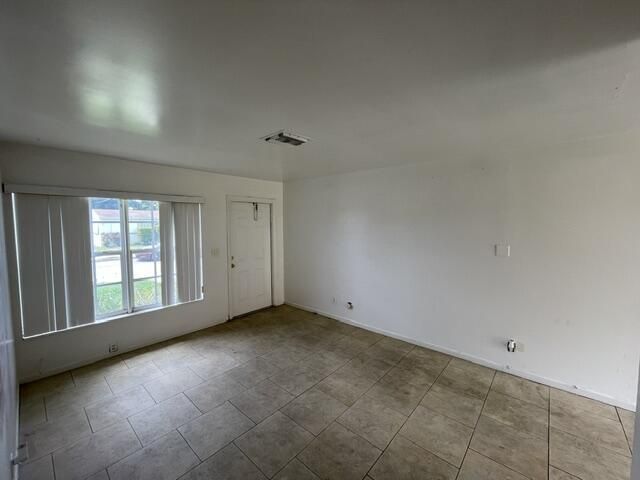1104 W 24th Street, Riviera Beach, FL 33404 Photo