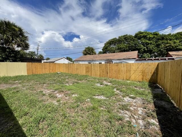 1104 W 24th Street, Riviera Beach, FL 33404 Photo