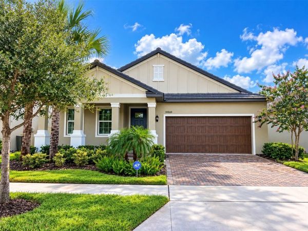 10060 BANYAN BREEZE BOULEVARD , LAND O LAKES, FL 34638