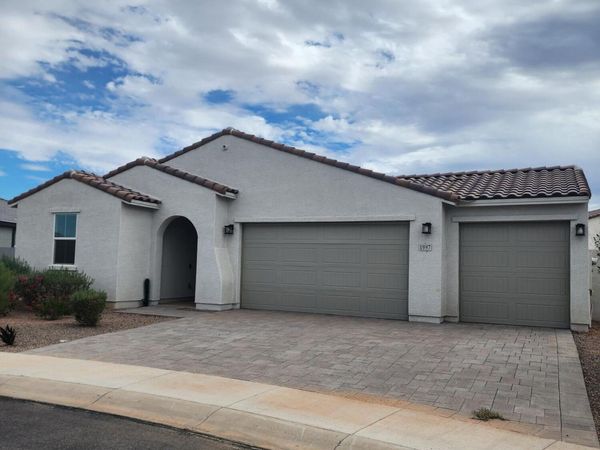 1997 E WETLEAF Place, Casa Grande, AZ 85122