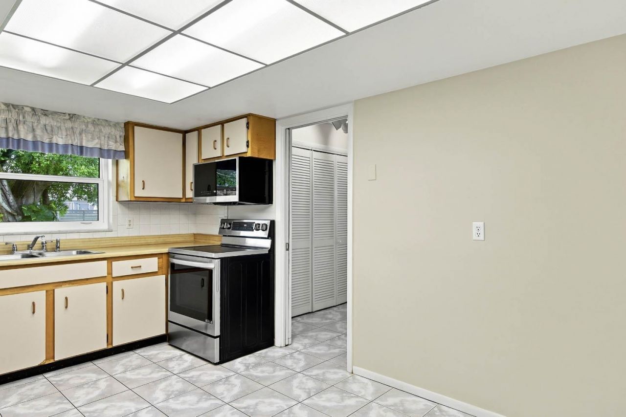 2248 Ivy Ave, Fort Myers, FL 33907 Photo