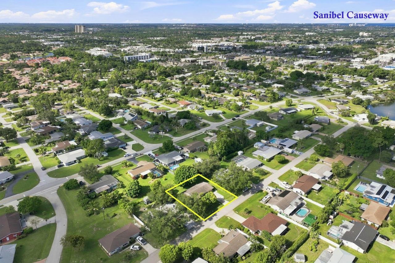 2248 Ivy Ave, Fort Myers, FL 33907 Photo