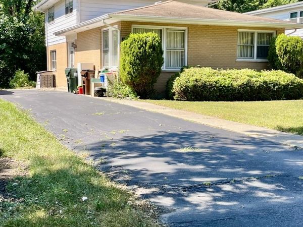 18120 Rockwell Avenue , Homewood, IL 60430