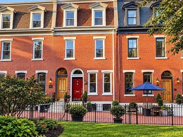 2345 SAINT ALBANS, PHILADELPHIA, PA 19146