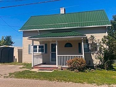 49493 Green, Harrisville, OH 43974