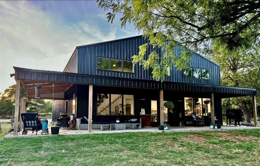 9976 N 2448 Road, Weatherford, OK 73096 Main Photo
