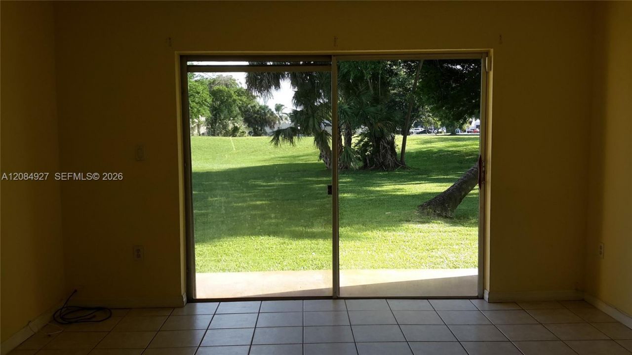 7400 Miami Lakes Dr, Unit D101, Miami Lakes, FL 33014 Photo