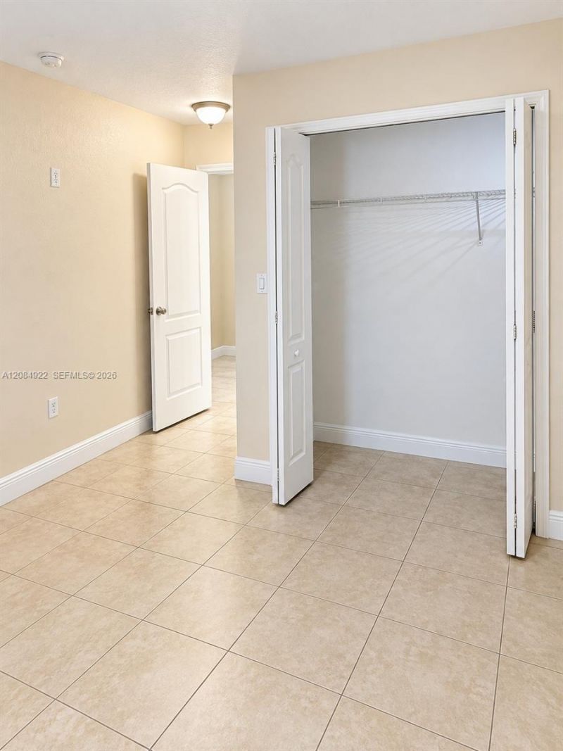 8906 W Flagler St, Unit 222, Miami, FL 33174 Photo