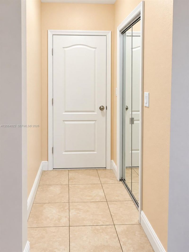 8906 W Flagler St, Unit 222, Miami, FL 33174 Photo