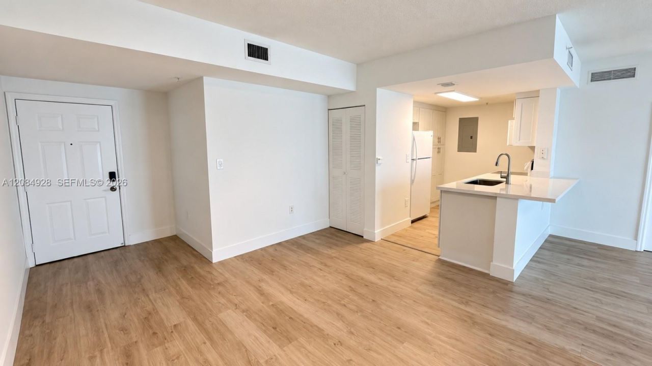 275 NE 18th St, Unit 1910, Miami, FL 33132 Photo