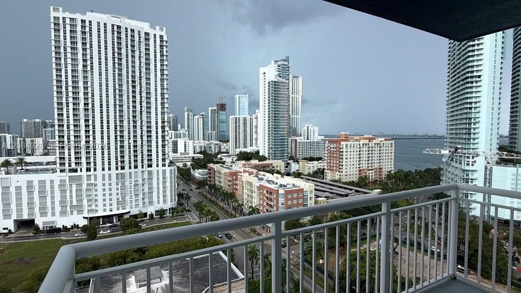 275 NE 18th St, Unit 1910, Miami, FL 33132 Photo