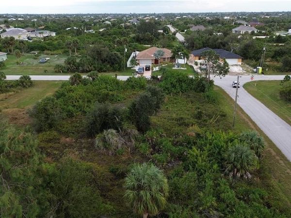 13344 WAUKESHA AVENUE , PORT CHARLOTTE, FL 33981