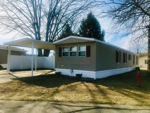 805 Baker Street , Plymouth, IN 46563