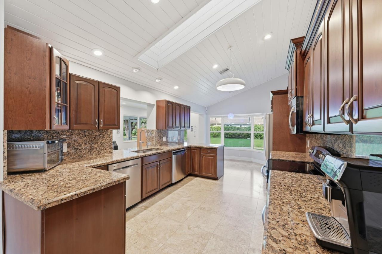 13670 Doubletree Trail, Wellington, FL 33414 Photo