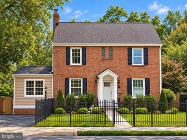 6110 WASHINGTON BOULEVARD, ARLINGTON, VA 22205