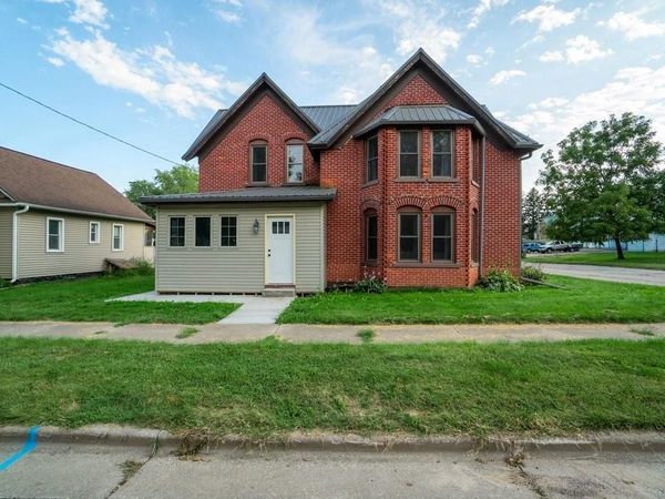 23913 Adams Street, Independence, WI 54747