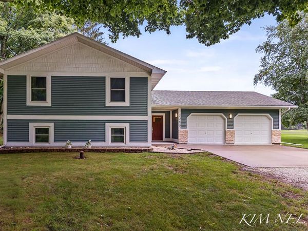 5280 Scenic Drive, Whitehall, MI 49461