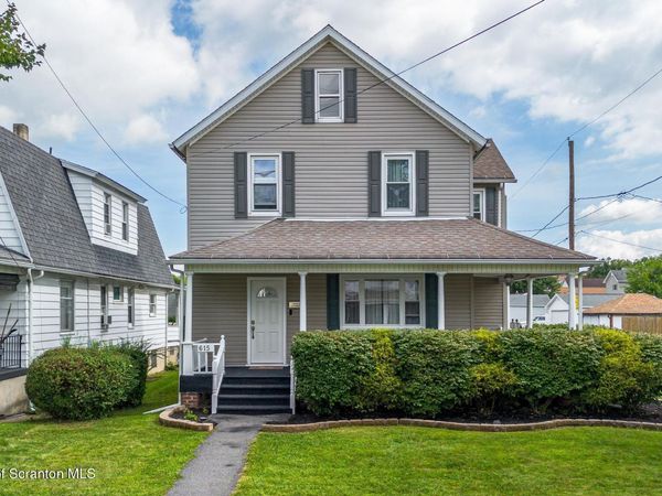 615 Oak Street, Old Forge, PA 18518