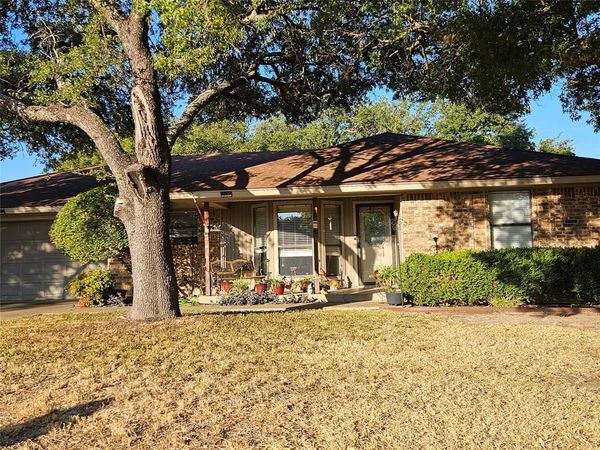 1418 Prairie Wind, Stephenville, TX 76491