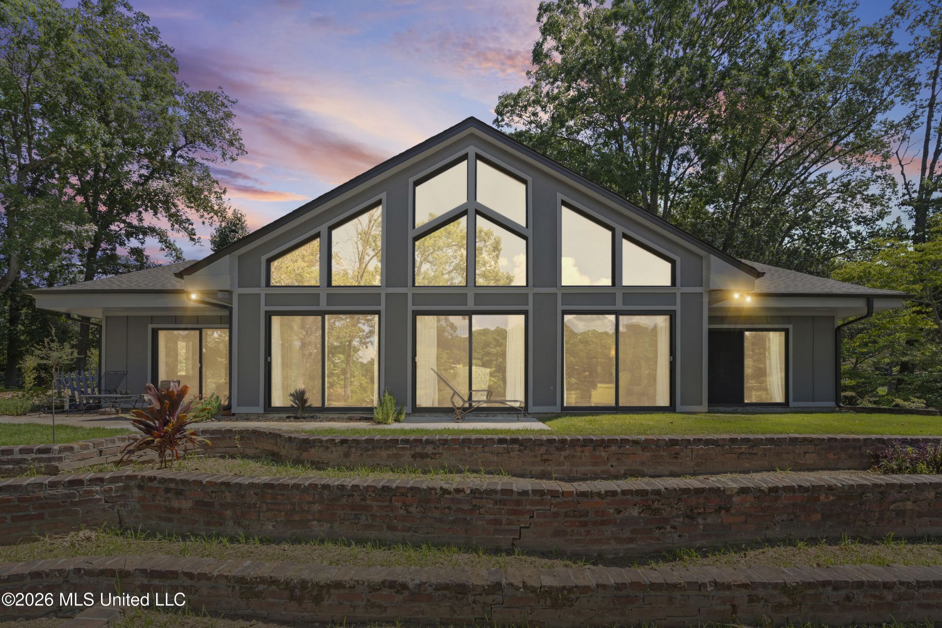 11360 1st Cypress Cove Hernando, MS 38632