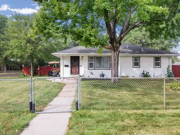 6701 Regent Avenue N, Brooklyn Center, MN 55429