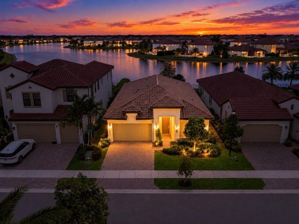 11850 N Baypoint Circle, Parkland, FL 33076