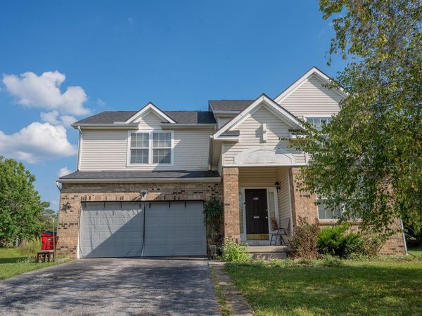 929 Lockmead Court, Pataskala, OH 43062