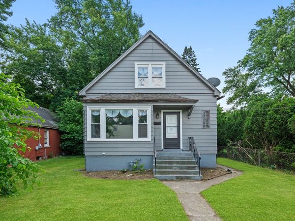 701 E 142nd Street , Dolton, IL 60419