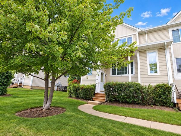 6262 Nugget Circle , Hanover Park, IL 60133
