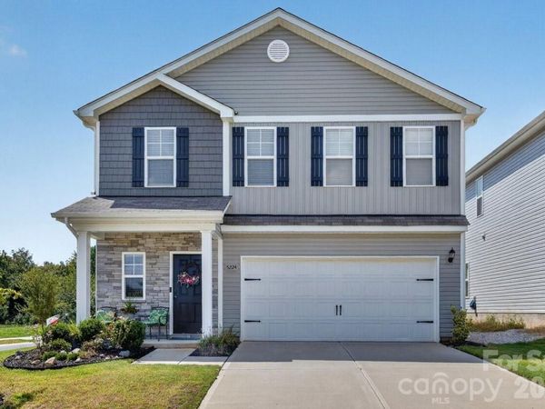 5224 Belstone Lane , Charlotte, NC 28215