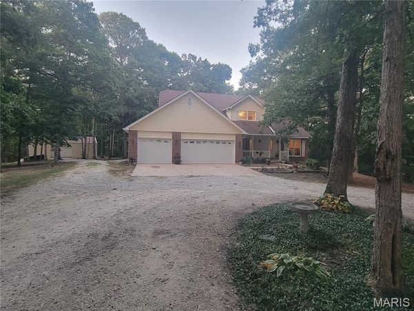 23401 Wild Horse Farms Road , Warrenton, MO 63383