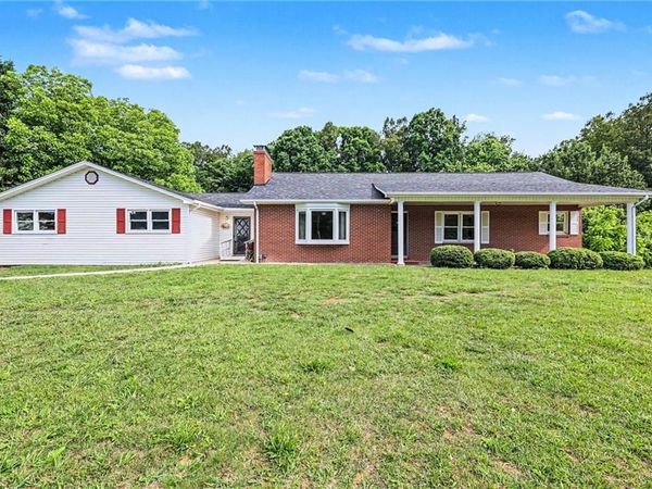 2767 Westfield Road, Mount Airy, NC 27030