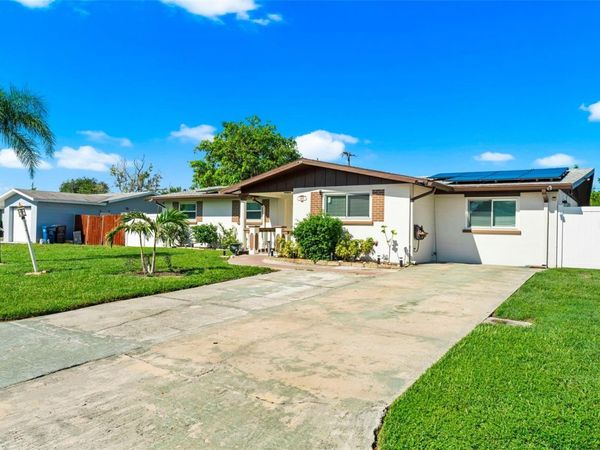4428 W 56TH STREET , BRADENTON, FL 34210